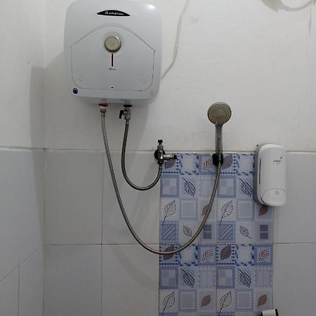 Homestay 3 Сурабая Екстериор снимка