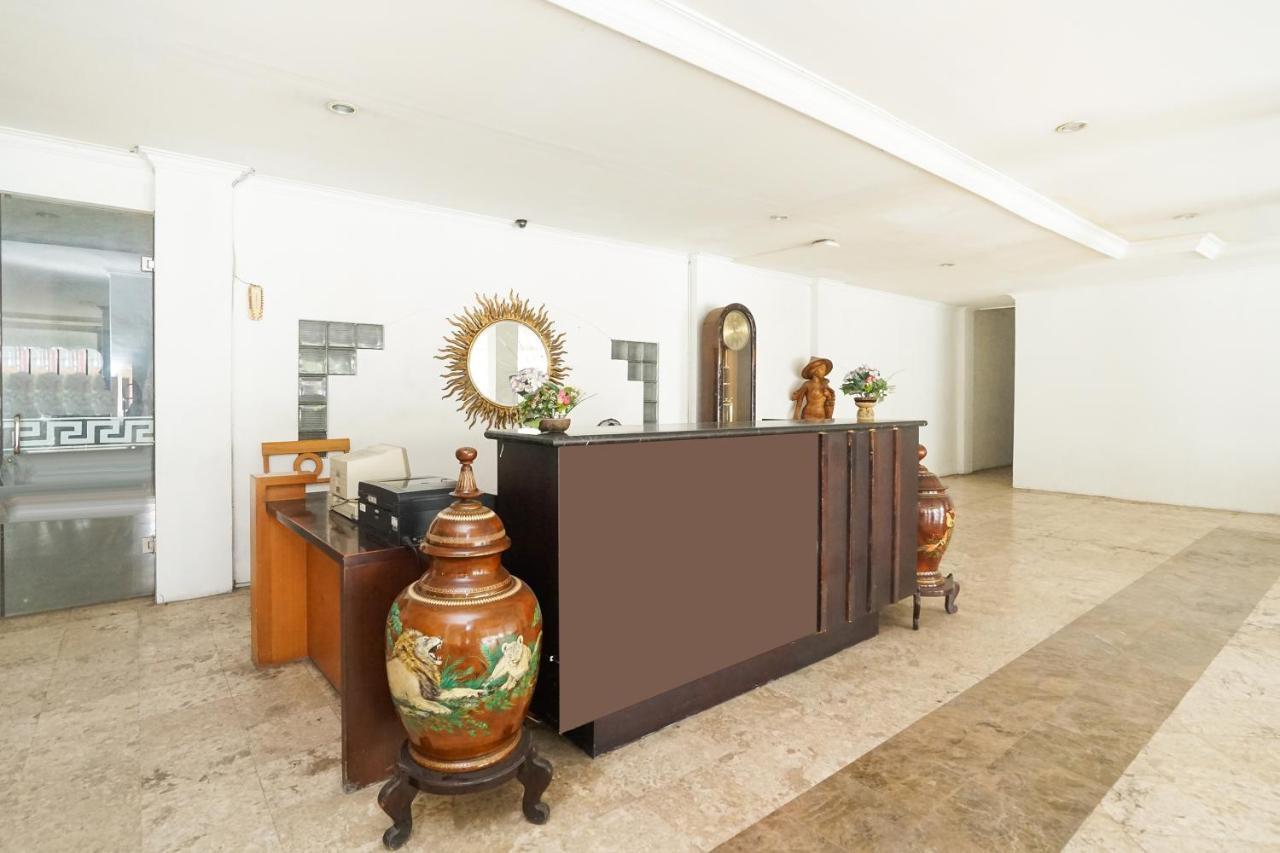 Homestay 3 Сурабая Екстериор снимка